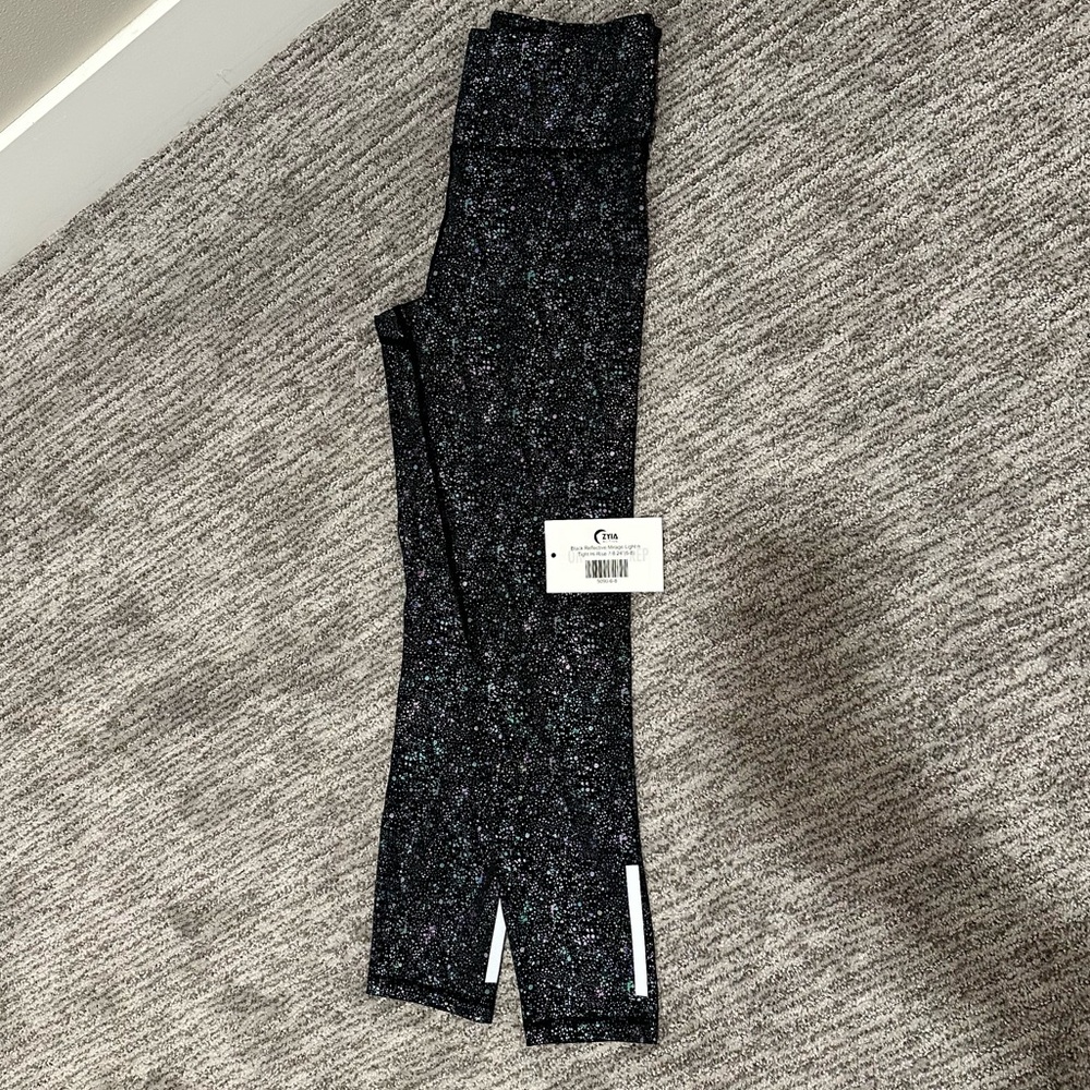 Women’s Zyia 7/8 Tight 7/8 leggings- size 6-8